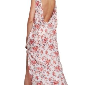 - Reformation Laguna Dress